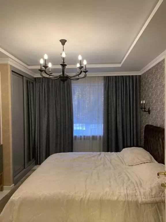 4-к кв. Северная Осетия, Владикавказ ул. Шамиля Джикаева, 8 (140.0 м) - Фото 1