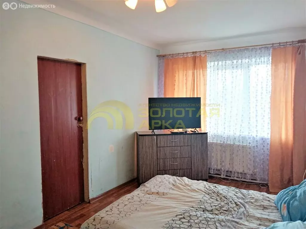Квартира-студия: Темрюк, улица 27 Сентября, 27 (65 м) - Фото 1