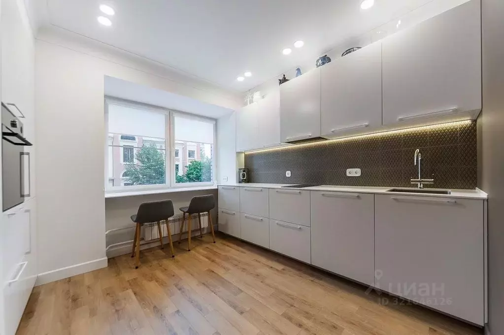 1-к кв. Москва ул. Малая Полянка, 8 (45.0 м) - Фото 0