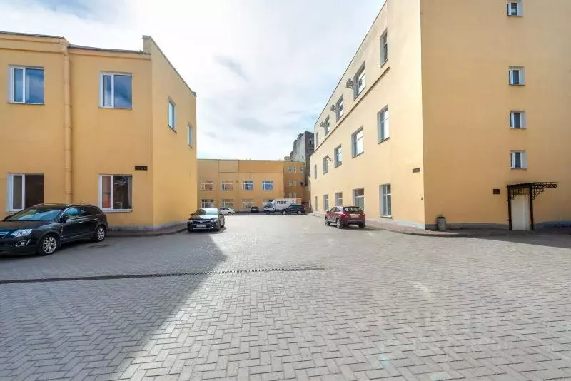 Торговая площадь в Санкт-Петербург Масляный пер., 7 (42 м) - Фото 0