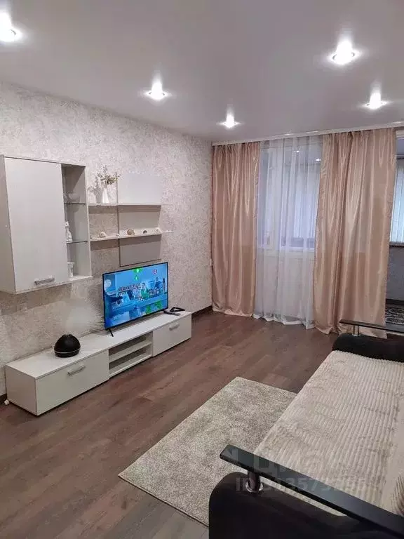 2-к кв. Краснодарский край, Сочи Гагарина мкр, ул. Красноармейская, 7А ... - Фото 0