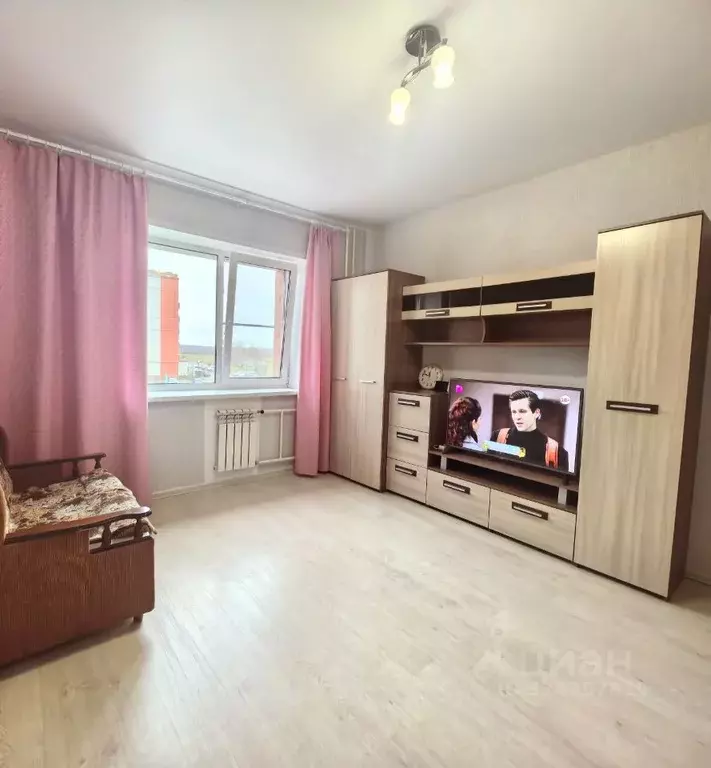 1-к кв. Калужская область, Бабынинский муниципальный округ, Воротынск ... - Фото 1