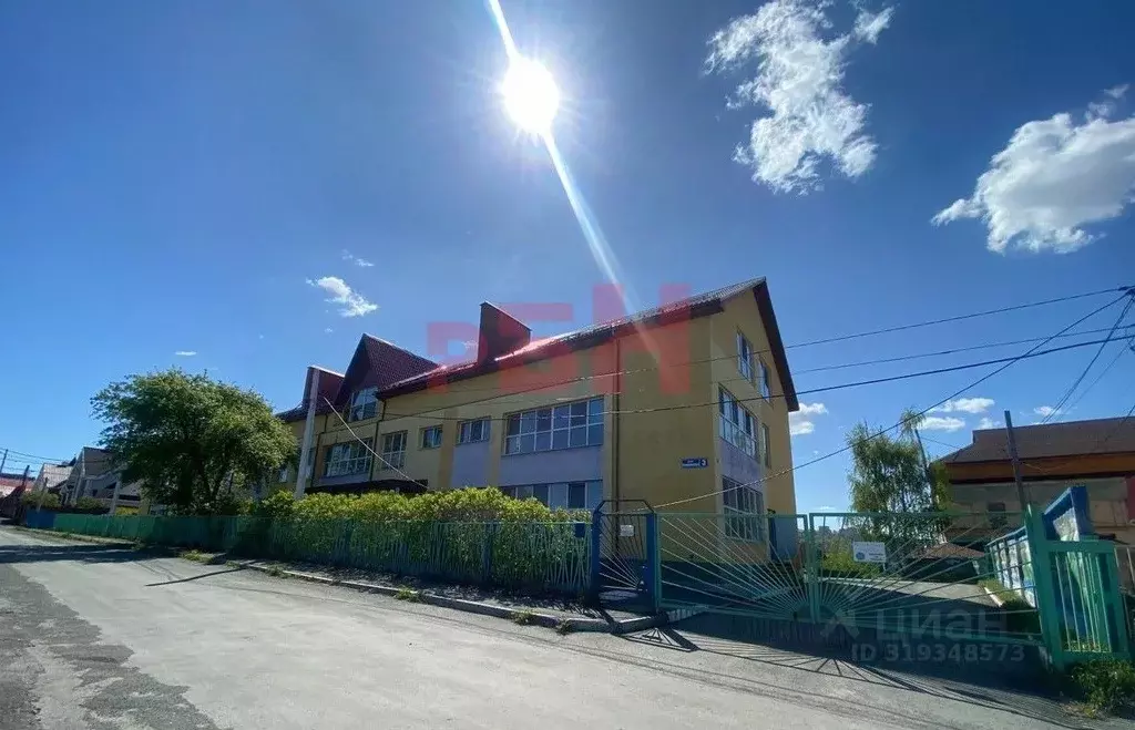 Помещение свободного назначения в Свердловская область, Первоуральск ... - Фото 1