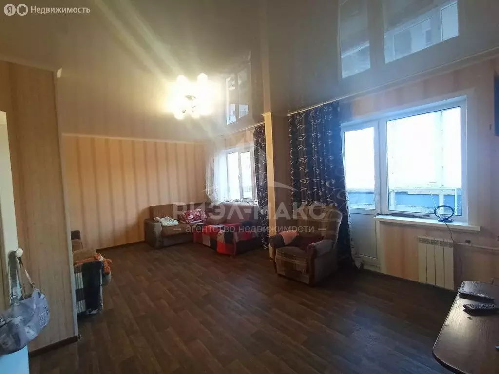 3-комнатная квартира: Брянск, улица Брянского Фронта, 28 (86.6 м) - Фото 1