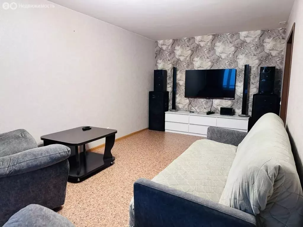 3-комнатная квартира: Новокузнецк, проспект Н.С. Ермакова, 10 (71.9 м) - Фото 2