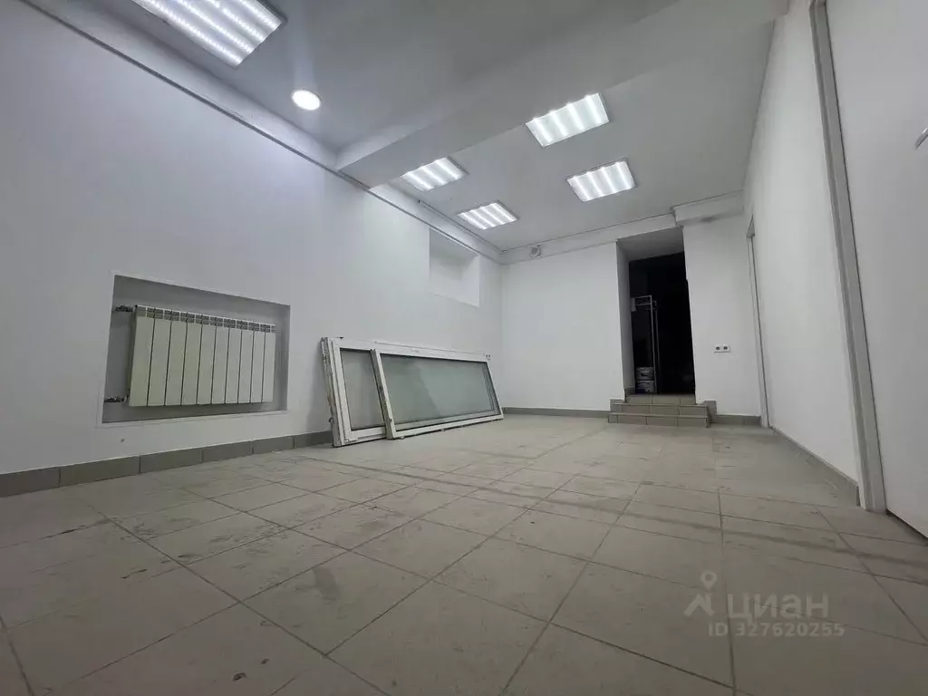 Торговая площадь в Санкт-Петербург 2-я Советская ул., 10 (31 м) - Фото 2