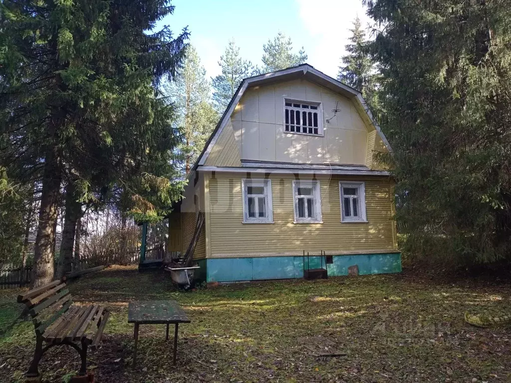 Дом в Вологодская область, Сокольский муниципальный округ, д. Бурцево  ... - Фото 1