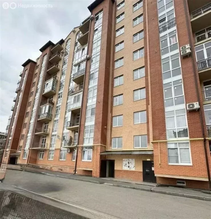 1-комнатная квартира: Владикавказ, улица Зураба Магкаева, 2/2 (52 м) - Фото 1