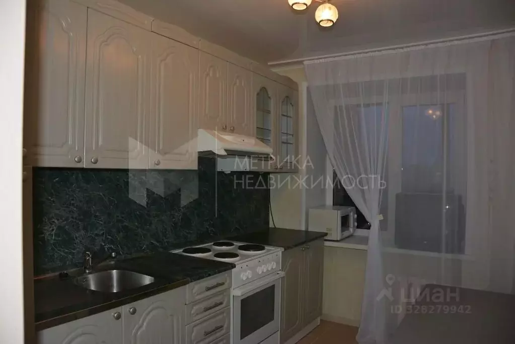 1-к кв. Тюменская область, Тюмень ул. Республики, 92 (34.0 м) - Фото 1