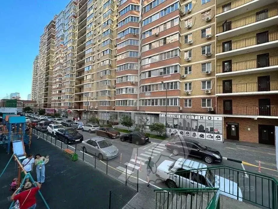 Торговая площадь в Краснодарский край, Краснодар ул. Цезаря Куникова, ... - Фото 2