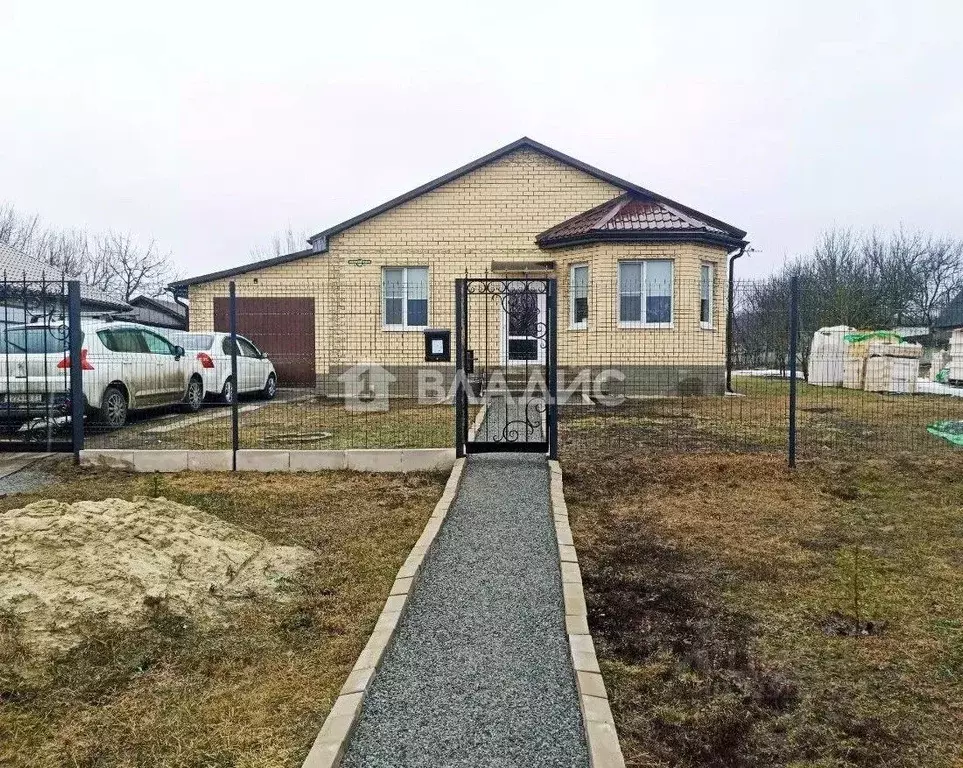 Дом в Белгородская область, Яковлевский муниципальный округ, Красный ... - Фото 1