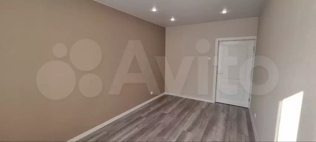 1-к. квартира, 40 м, 9/9 эт. - Фото 0