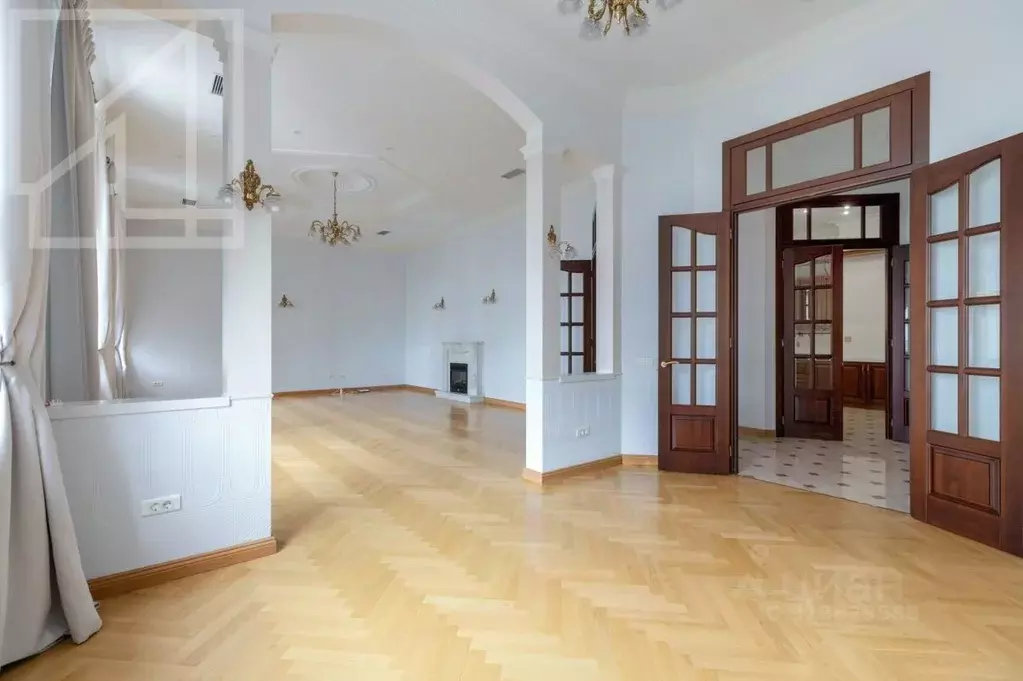 4-к кв. Москва ул. Малая Молчановка, 8 (170.0 м) - Фото 1