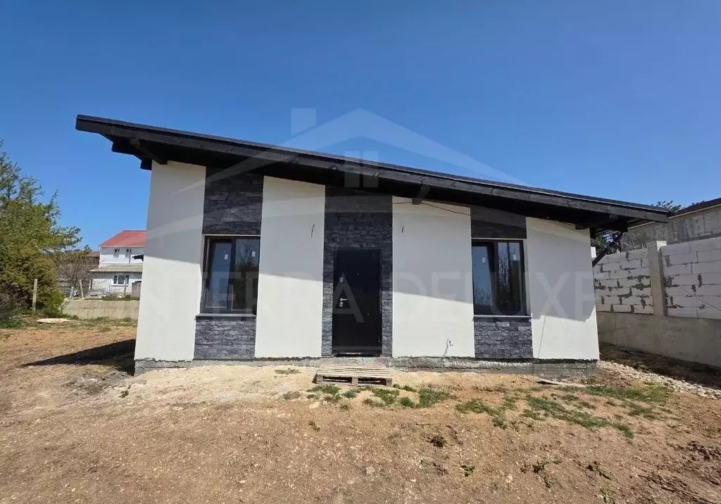 Дом в Севастополь Огонек СТ, 64 (70 м) - Фото 1