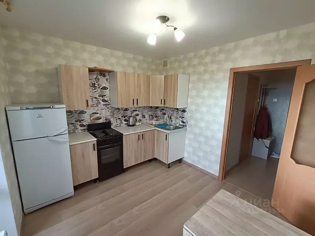 1-к кв. Воронежская область, Воронеж просп. Труда, 72 (40.0 м) - Фото 0