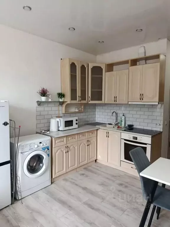 Студия Ямало-Ненецкий АО, Губкинский 9-й мкр, 44 (23.0 м) - Фото 1
