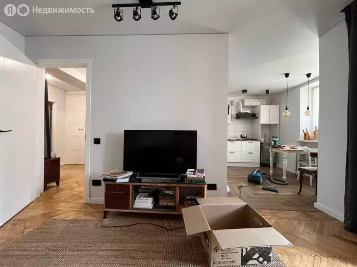 2-комнатная квартира: Евпатория, проспект Победы, 52 (50 м) - Фото 2