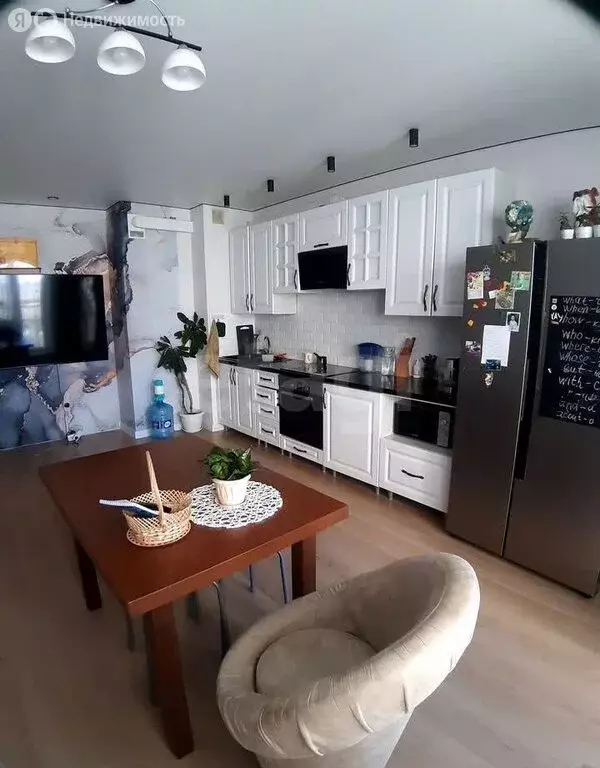 3-комнатная квартира: Челябинск, улица Петра Столыпина, 3 (77 м) - Фото 2