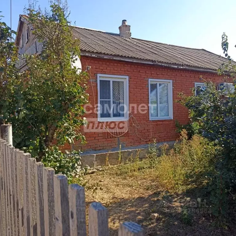 Дом в Калмыкия, с. Приютное, Голый Лиман кв-л  (52 м) - Фото 0