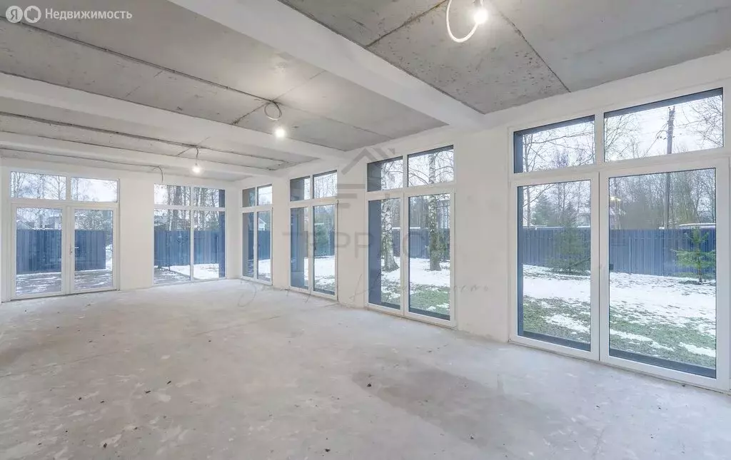 Дом в Ленинградская область, Гатчинский муниципальный округ, деревня ... - Фото 2