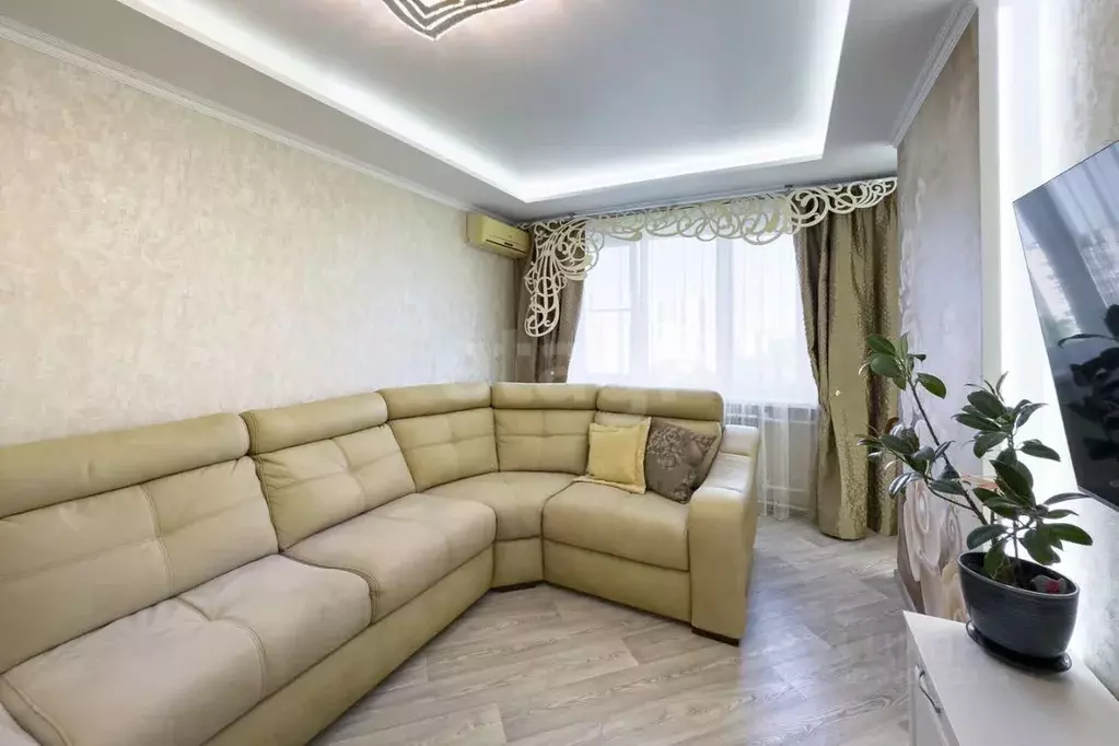 2-к кв. Ульяновская область, Ульяновск Октябрьская ул., 30А (57.2 м) - Фото 1