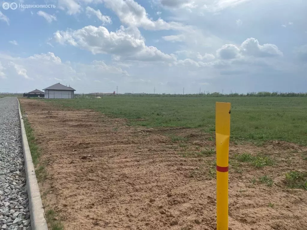 Участок в село Орловка, улица имени В.С. Турова (5 м) - Фото 0