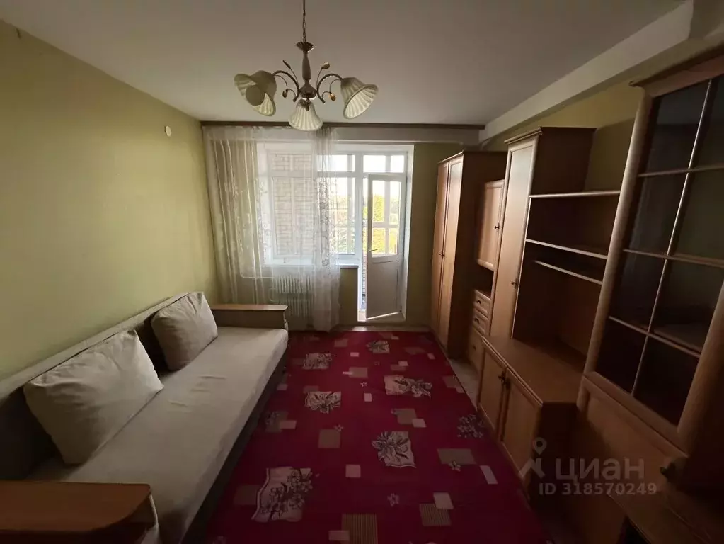 1-к кв. Омская область, Омск просп. Космический, 14Е (38.0 м) - Фото 0