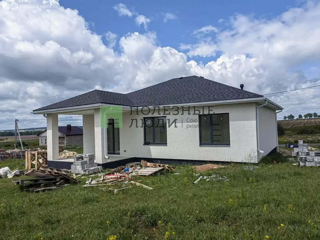 Дом в село Шишино, улица Мира, 26 (108 м) - Фото 1