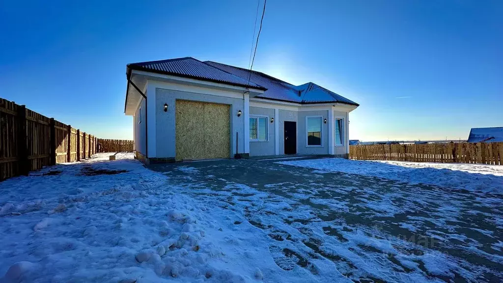 Дом в Иркутская область, Иркутский район, с. Хомутово  (120 м) - Фото 0