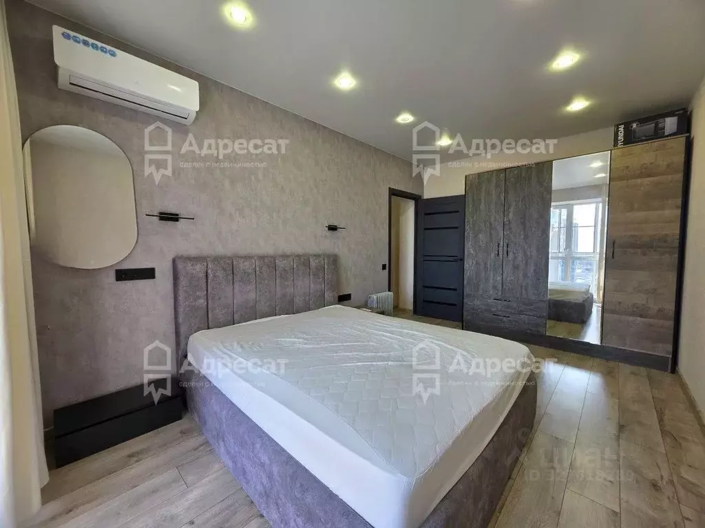 1-к кв. Волгоградская область, Волгоград ул. Расула Гамзатова, 7 (45.0 ... - Фото 1