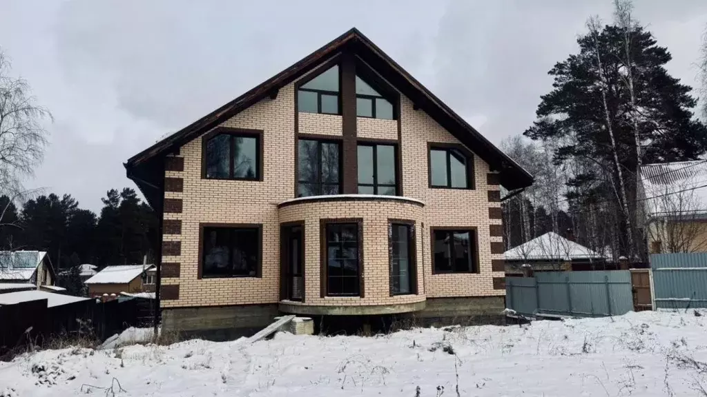 Дом в Иркутская область, Иркутский муниципальный округ, Политехник-3 ... - Фото 1