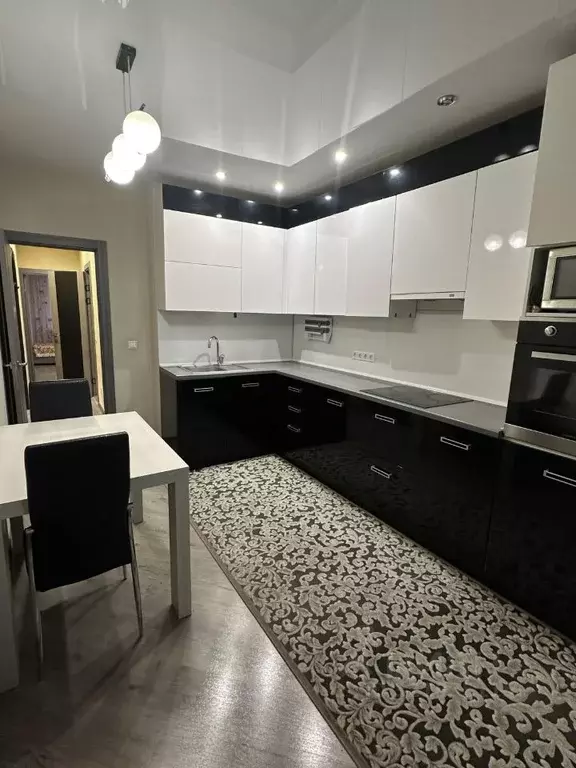 3-к кв. Удмуртия, Ижевск Советская ул., 49 (78.5 м) - Фото 0