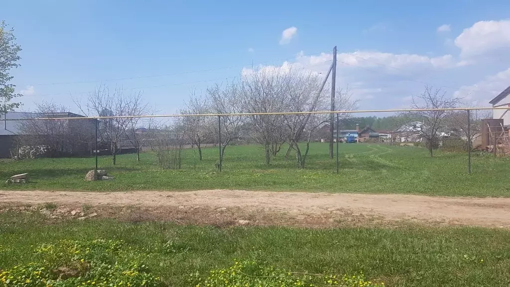 Участок в Чувашия, Чебоксарский район, д. Яуши ул. Ленина, 9 (15.0 ... - Фото 1