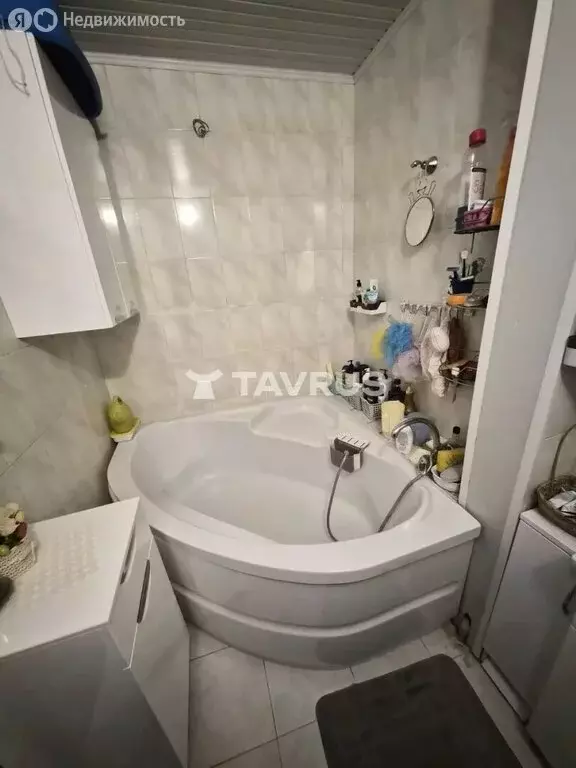 3-комнатная квартира: Симферополь, Льдозаводская улица, 8 (68 м) - Фото 2