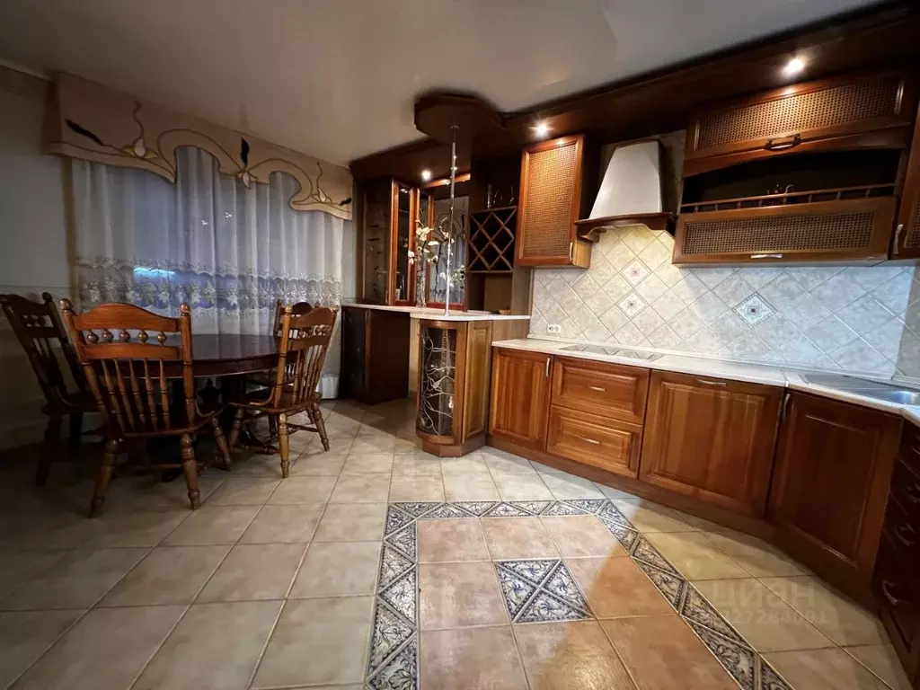 3-к кв. Самарская область, Самара ул. Аминева, 8а (106.0 м) - Фото 2