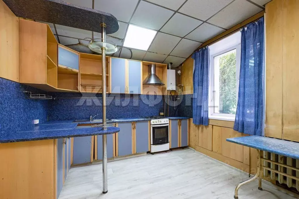 3-к кв. Новосибирская область, Новосибирск ул. Аэропорт, 20 (81.1 м) - Фото 1