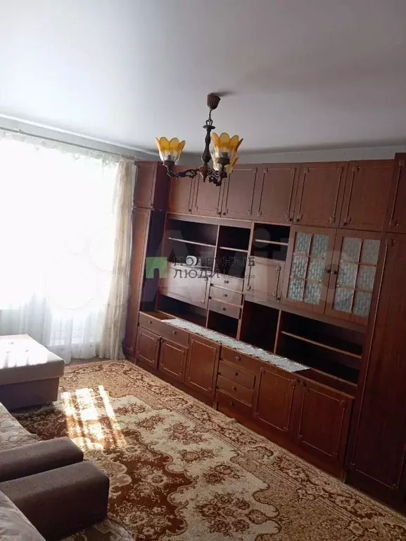 1-к. квартира, 37 м, 5/10 эт. - Фото 0