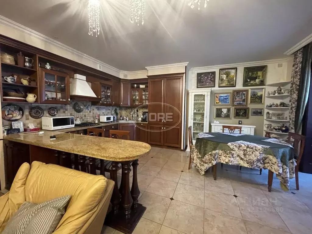 Дом в Калининградская область, Калининград Верхнеозерная ул., 32Б (176 ... - Фото 1