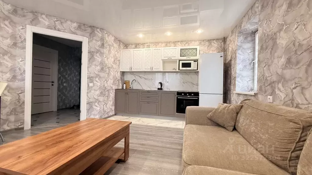 1-к кв. Кировская область, Киров ул. Молодой Гвардии, 102 (43.0 м) - Фото 1