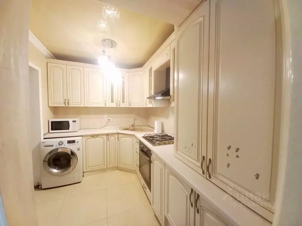 3-к кв. Кабардино-Балкария, Нальчик ул. Ватутина, 31 (105.0 м) - Фото 1