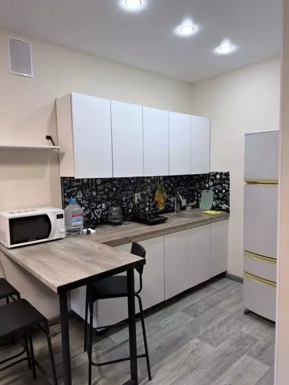 Студия Адыгея, Тахтамукайский район, Яблоновский пгт ул. Тургеневское ... - Фото 1