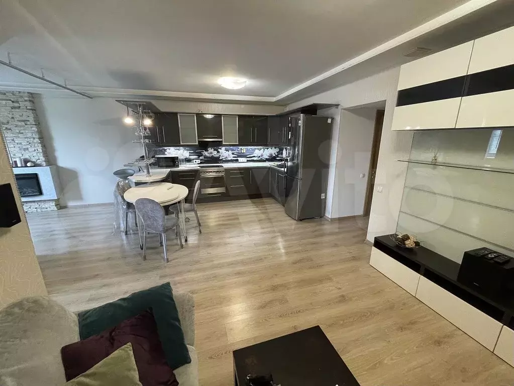 3-к. квартира, 100 м, 13/22 эт. - Фото 1