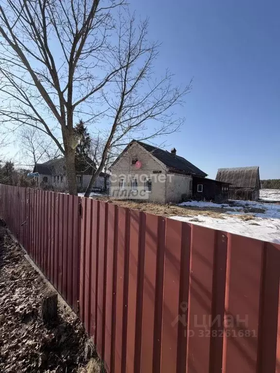 Дом в Калужская область, Дзержинский муниципальный округ, с. Дворцы ... - Фото 1