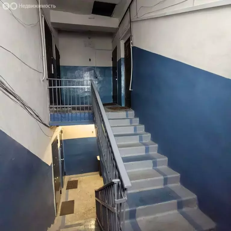 3-комнатная квартира: Брасовский район, рабочий посёлок Локоть, улица ... - Фото 2