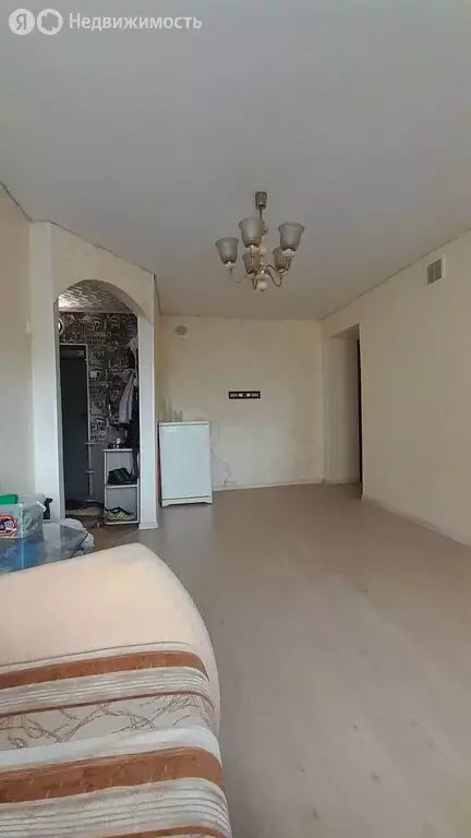 2-комнатная квартира: Старый Оскол, улица Крутикова, 17 (52 м) - Фото 1