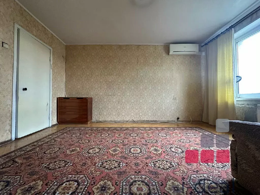 Продается 3-комнатная квартира - Фото 1