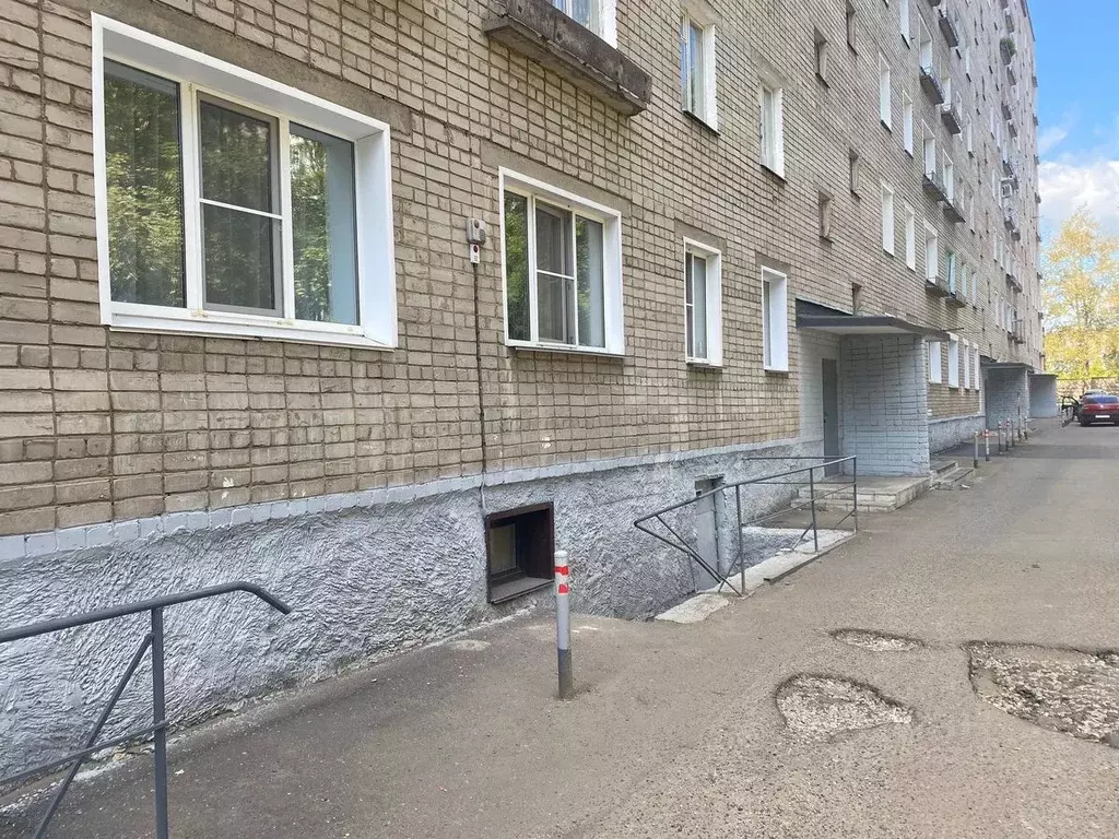 Помещение свободного назначения в Кировская область, Киров ул. ... - Фото 0