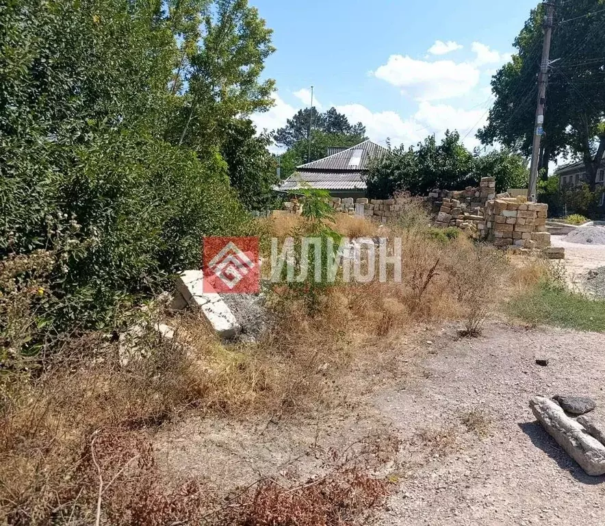 Участок в Крым, Бахчисарайский район, с. Железнодорожное ул. ... - Фото 2