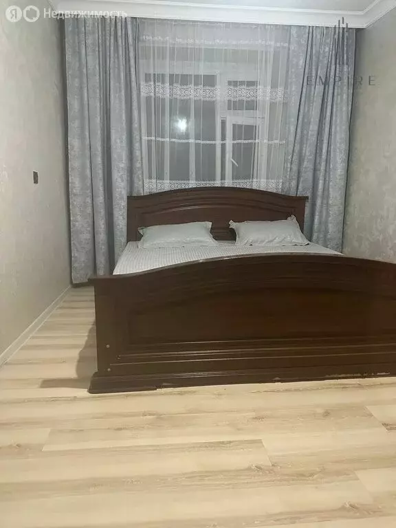 3-комнатная квартира: Грозный, улица Лисицина, 7А (65 м) - Фото 1