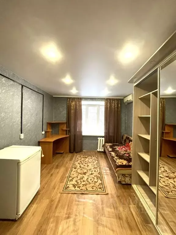 Комната Нижегородская область, Нижний Новгород ул. Бориса Корнилова, ... - Фото 1